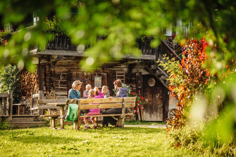 Familienbild 4.jpg